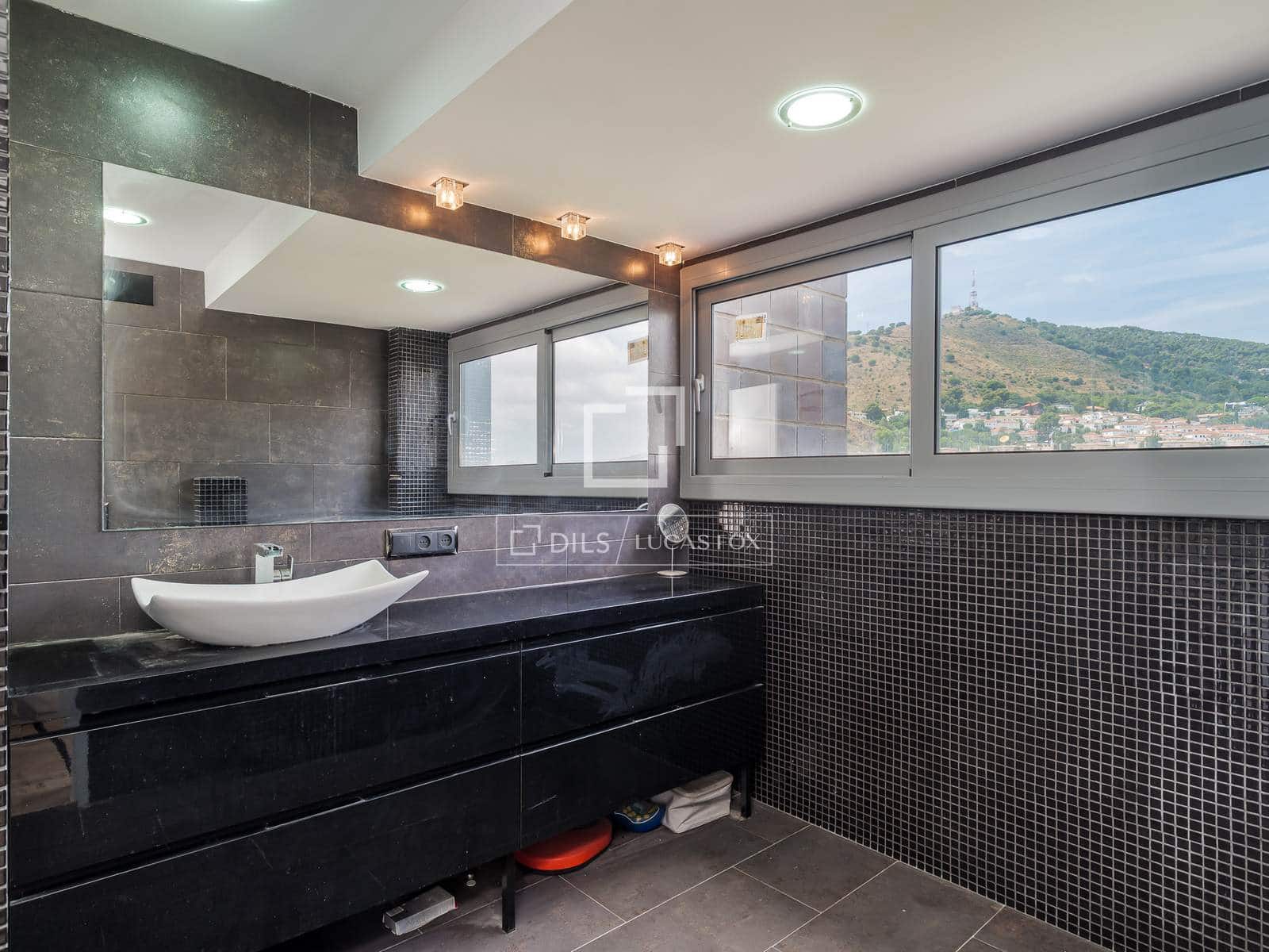 5 sypialnia Apartament na sprzedaż w Miasto Barcelona z basenem garażem - 2 400 000 € (Ref: 10039305)