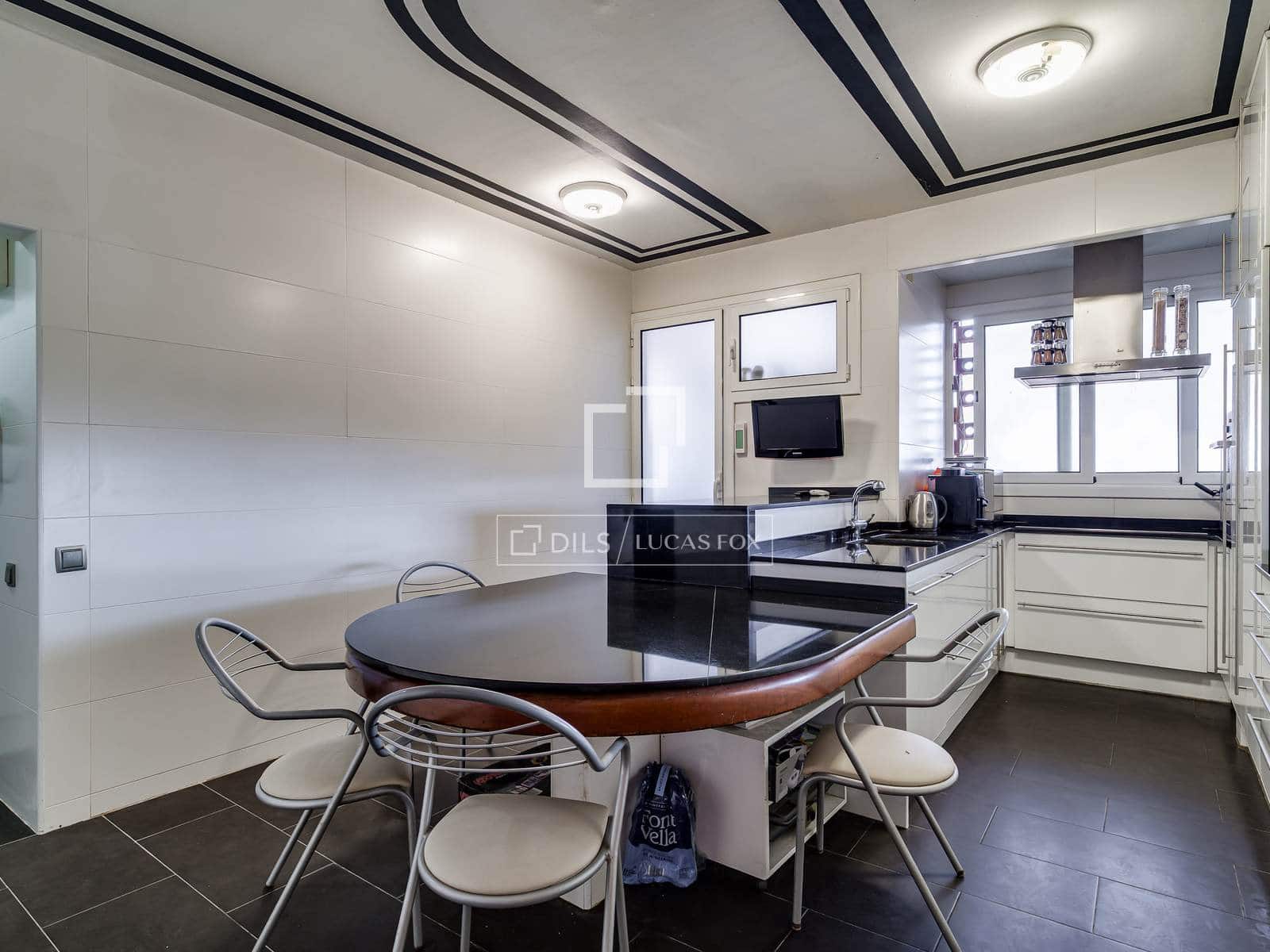 5 sypialnia Apartament na sprzedaż w Miasto Barcelona z basenem garażem - 2 400 000 € (Ref: 10039305)