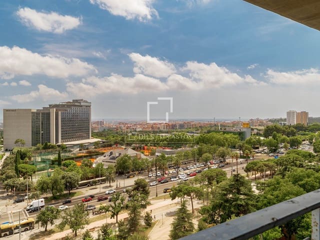 5 sypialnia Apartament na sprzedaż w Miasto Barcelona z basenem garażem - 2 400 000 € (Ref: 10039305)