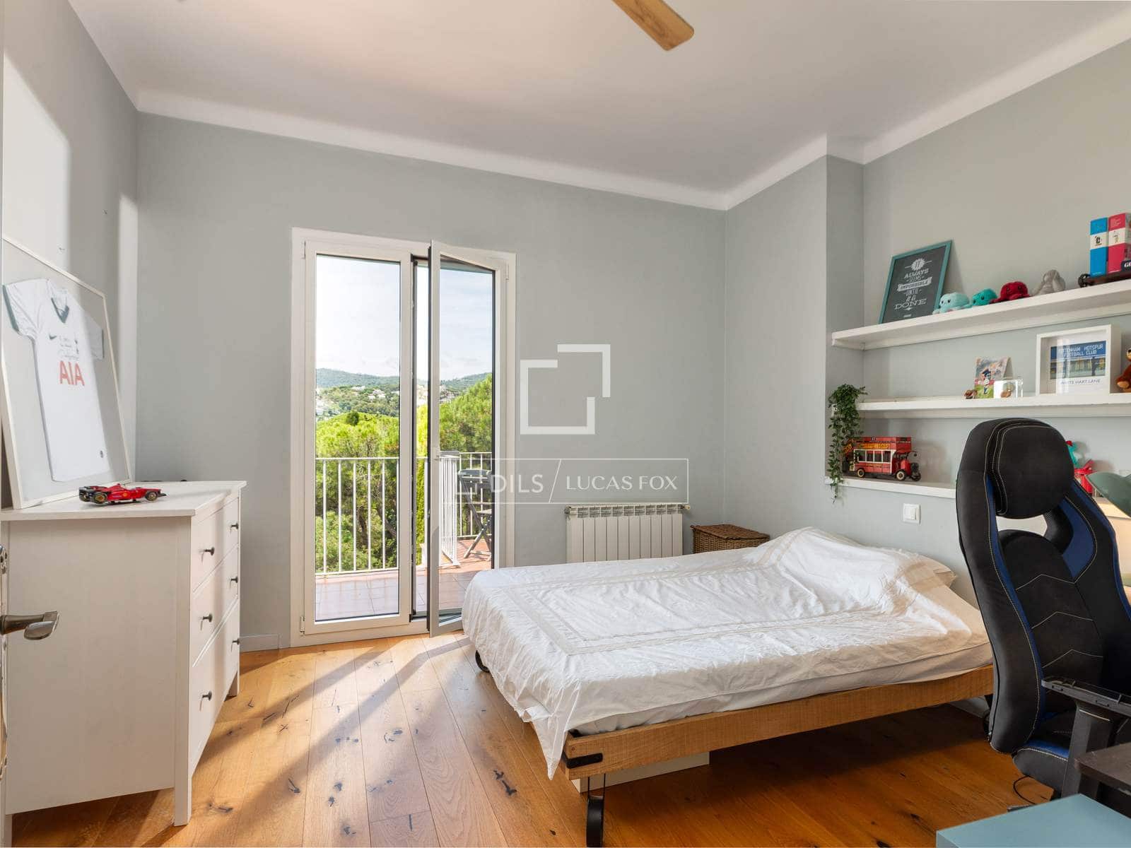 5 quarto Moradia para venda em Cabrils com piscina garagem - 1 420 000 € (Ref: 10041330)