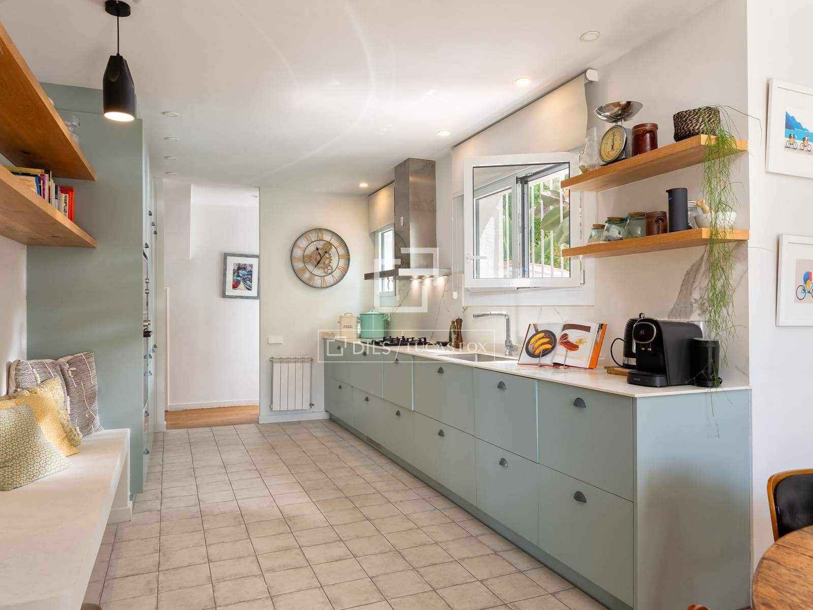 5 quarto Moradia para venda em Cabrils com piscina garagem - 1 420 000 € (Ref: 10041330)