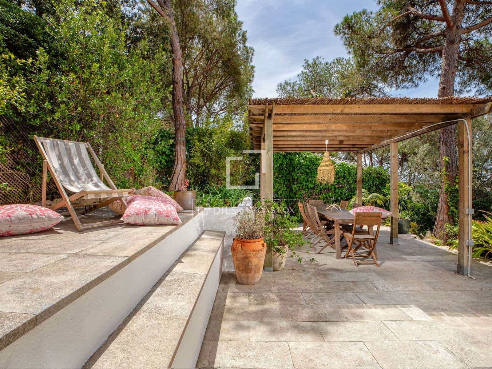 5 quarto Moradia para venda em Cabrils com piscina garagem - 1 420 000 € (Ref: 10041330)