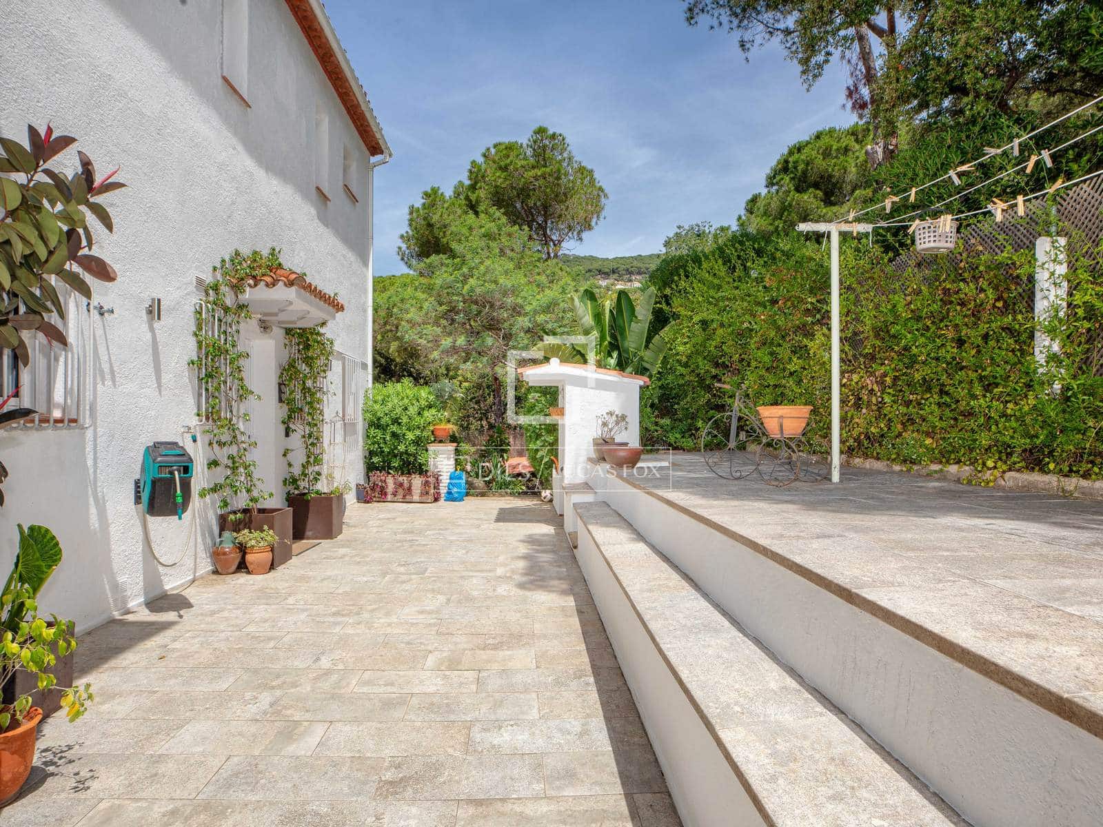 5 quarto Moradia para venda em Cabrils com piscina garagem - 1 420 000 € (Ref: 10041330)