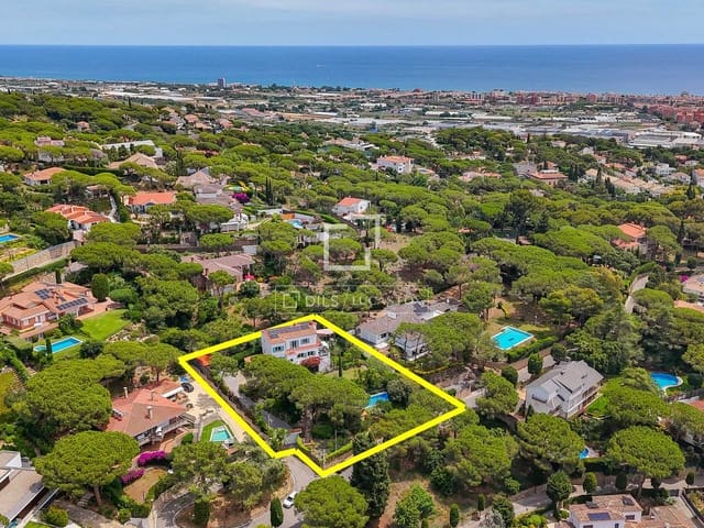 5 quarto Moradia para venda em Cabrils com piscina garagem - 1 420 000 € (Ref: 10041330)