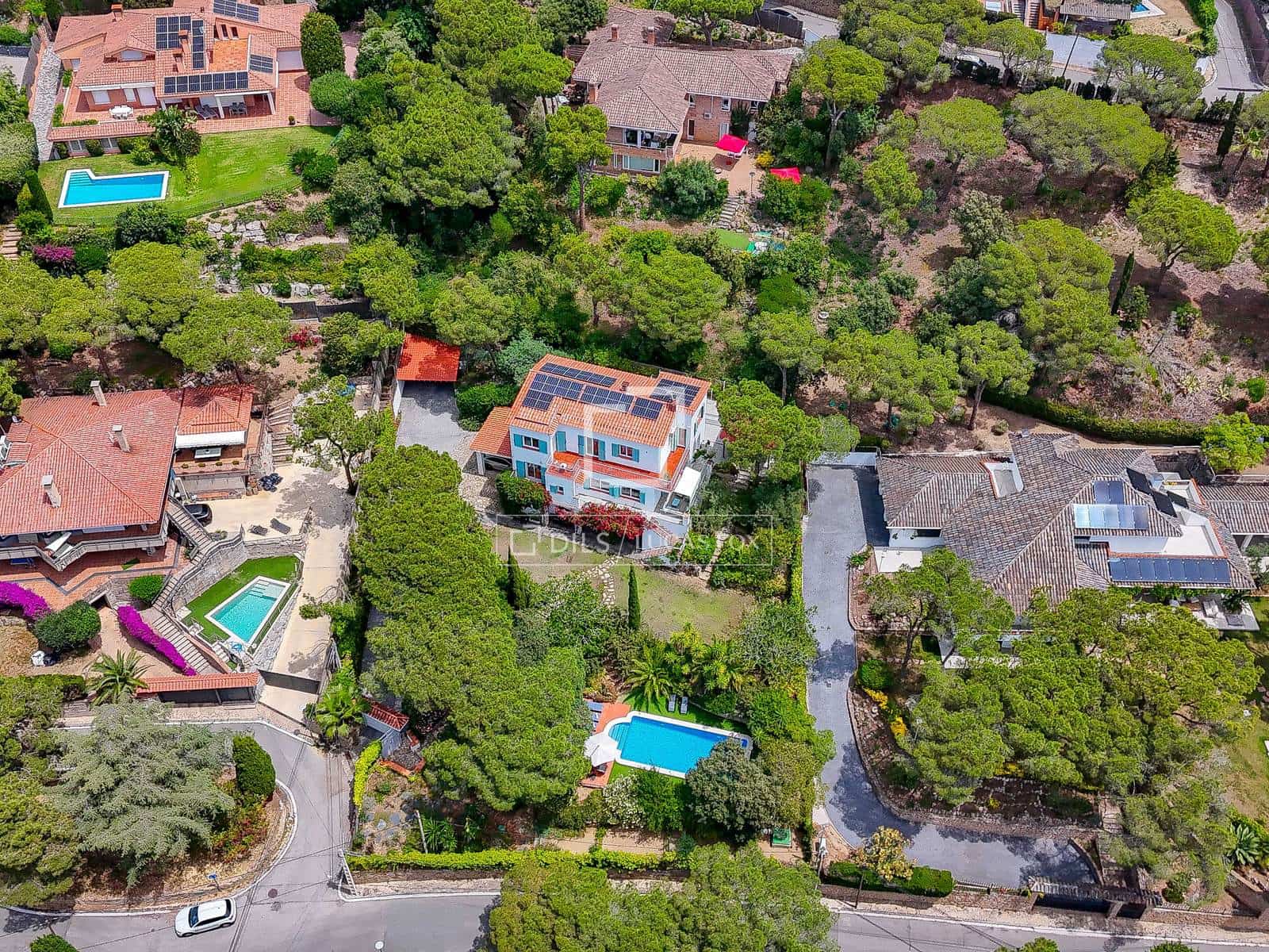 5 quarto Moradia para venda em Cabrils com piscina garagem - 1 420 000 € (Ref: 10041330)