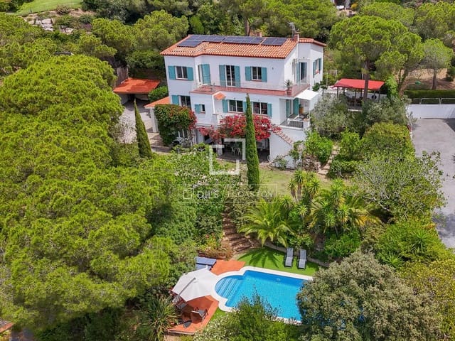 5 quarto Moradia para venda em Cabrils com piscina garagem - 1 420 000 € (Ref: 10041330)
