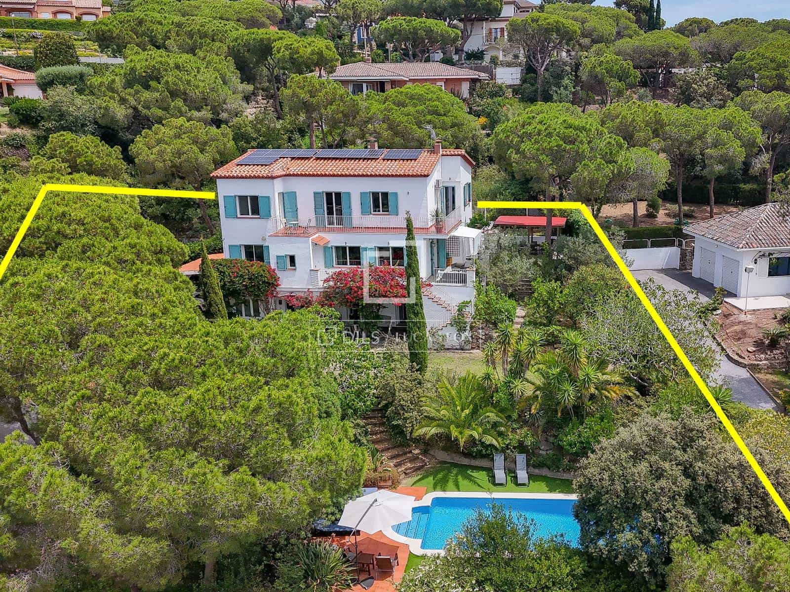 5 quarto Moradia para venda em Cabrils com piscina garagem - 1 420 000 € (Ref: 10041330)