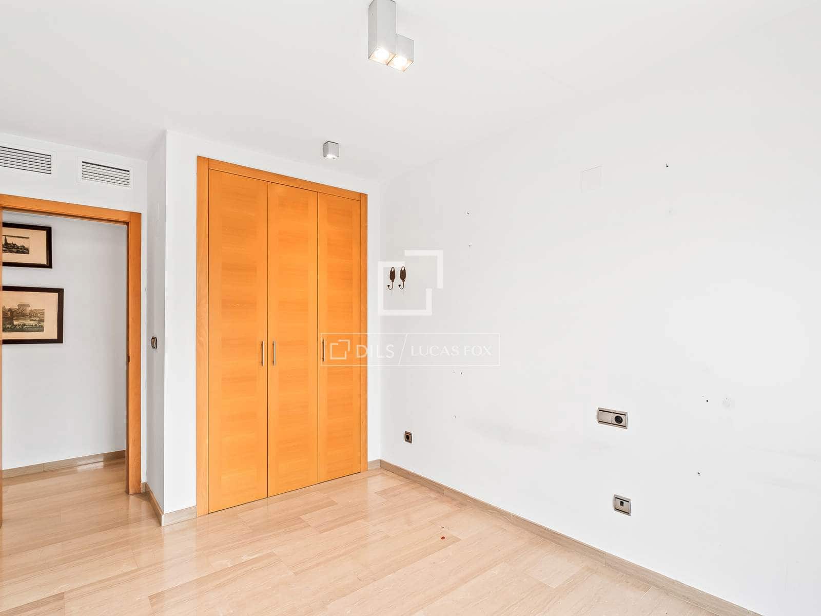 4 chambre Appartement à vendre à Alicante ville avec piscine garage - 1 200 000 € (Ref: 10041828)