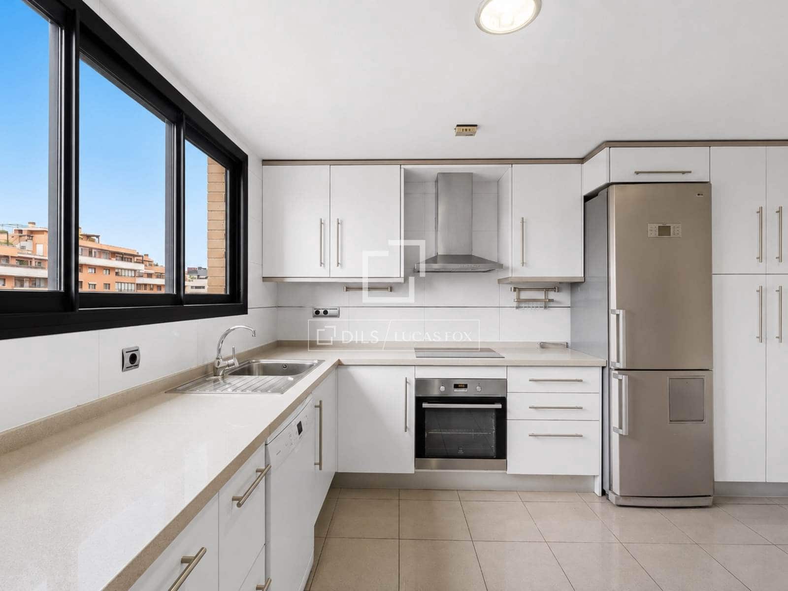 4 chambre Appartement à vendre à Alicante ville avec piscine garage - 1 200 000 € (Ref: 10041828)