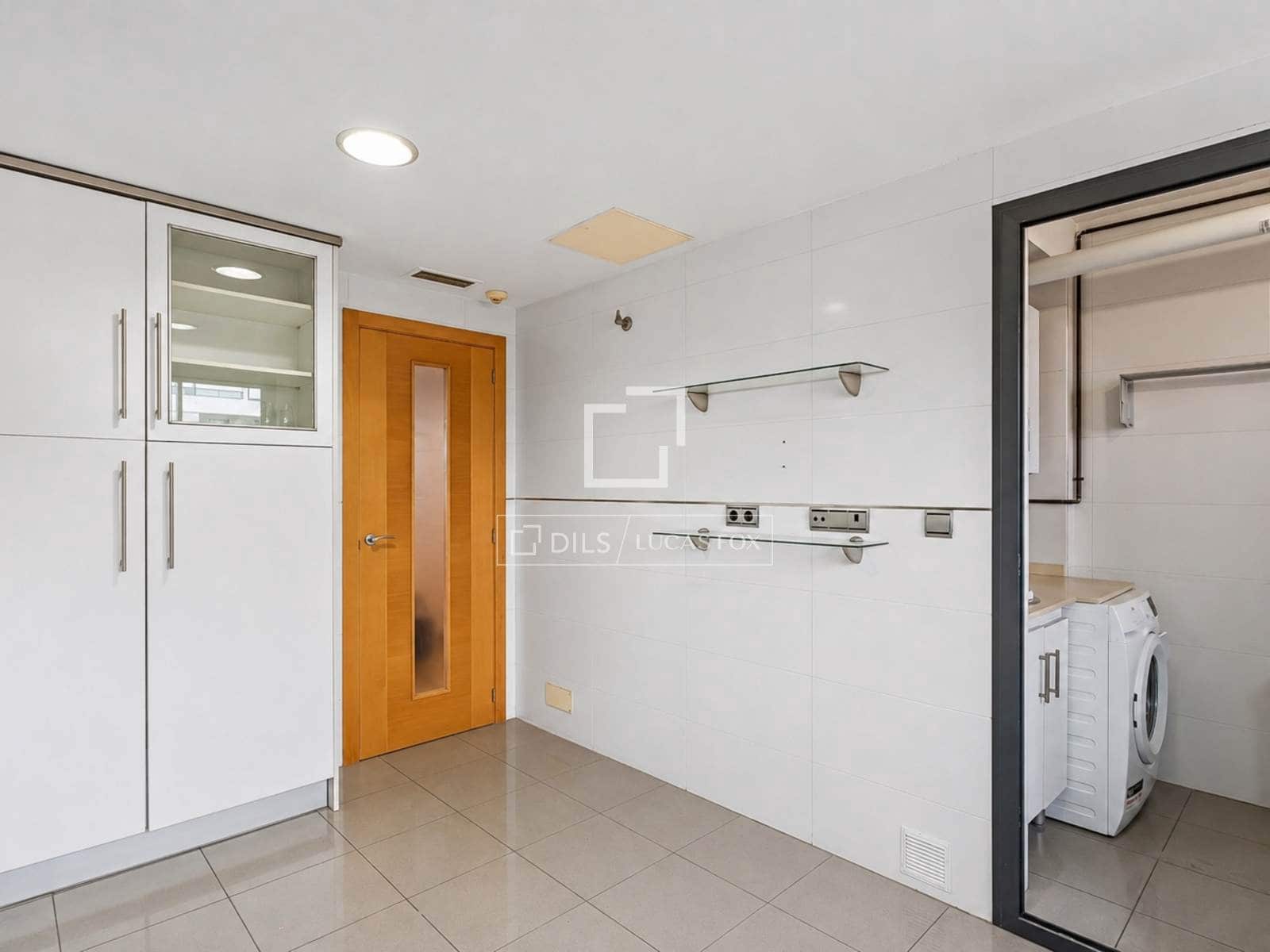 4 chambre Appartement à vendre à Alicante ville avec piscine garage - 1 200 000 € (Ref: 10041828)