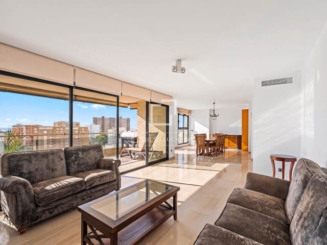 4 chambre Appartement à vendre à Alicante ville avec piscine garage - 1 200 000 € (Ref: 10041828)