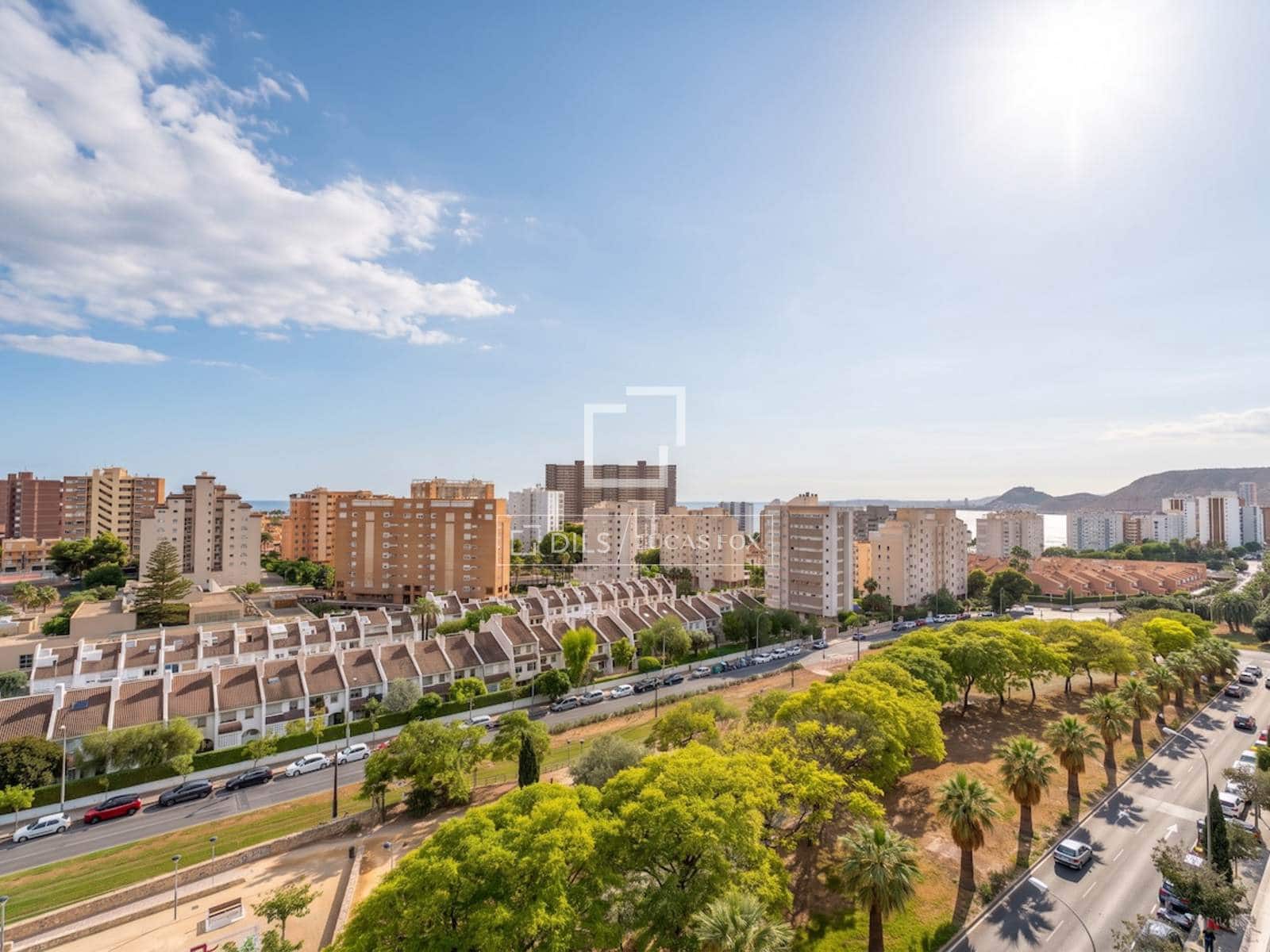 4 chambre Appartement à vendre à Alicante ville avec piscine garage - 1 200 000 € (Ref: 10041828)