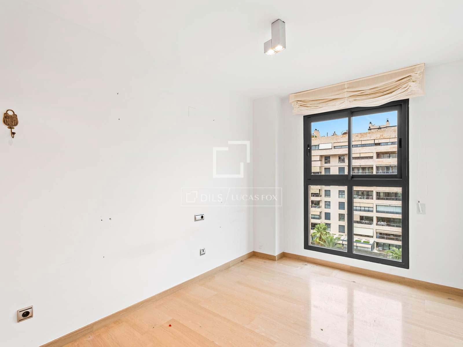 4 chambre Appartement à vendre à Alicante ville avec piscine garage - 1 200 000 € (Ref: 10041828)