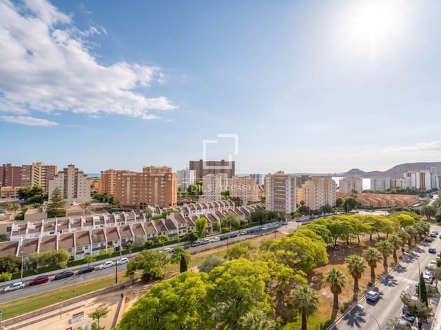 4 chambre Appartement à vendre à Alicante ville avec piscine garage - 1 200 000 € (Ref: 10041828)
