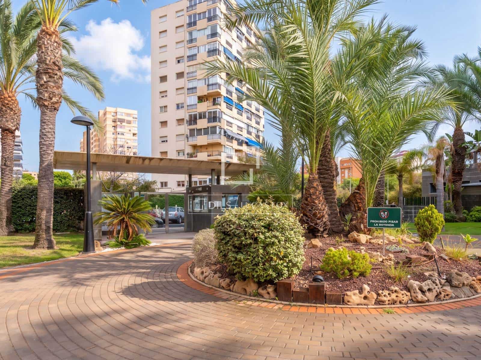 4 chambre Appartement à vendre à Alicante ville avec piscine garage - 1 200 000 € (Ref: 10041828)