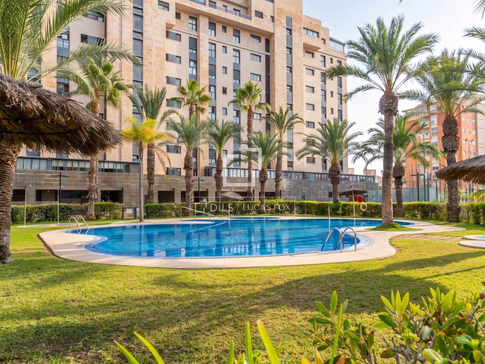 4 chambre Appartement à vendre à Alicante ville avec piscine garage - 1 200 000 € (Ref: 10041828)