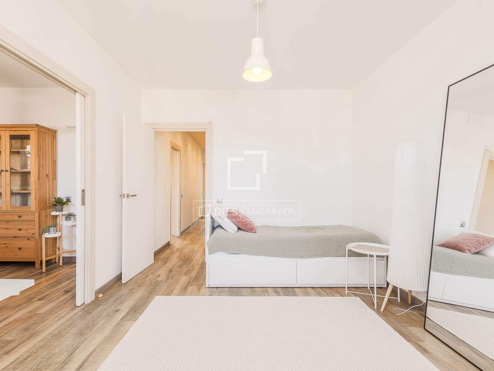 3 chambre Penthouse à vendre à Barcelone ville - 699 000 € (Ref: 10041970)