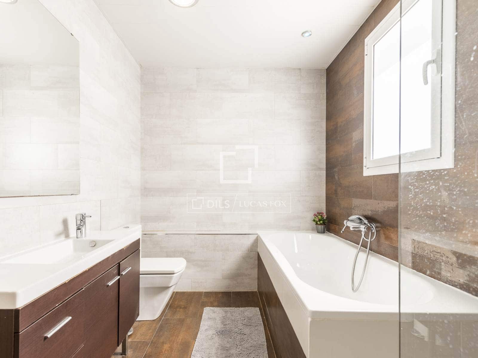 3 chambre Penthouse à vendre à Barcelone ville - 699 000 € (Ref: 10041970)