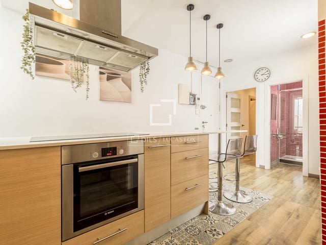 3 chambre Penthouse à vendre à Barcelone ville - 699 000 € (Ref: 10041970)