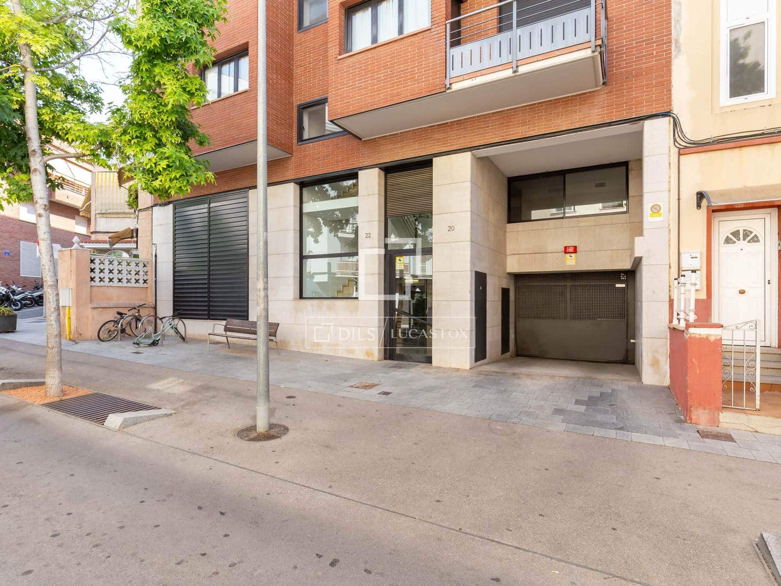 3 bedroom Apartment for sale in Sant Just Desvern with garage - € 540,000 (Ref: 10041971)