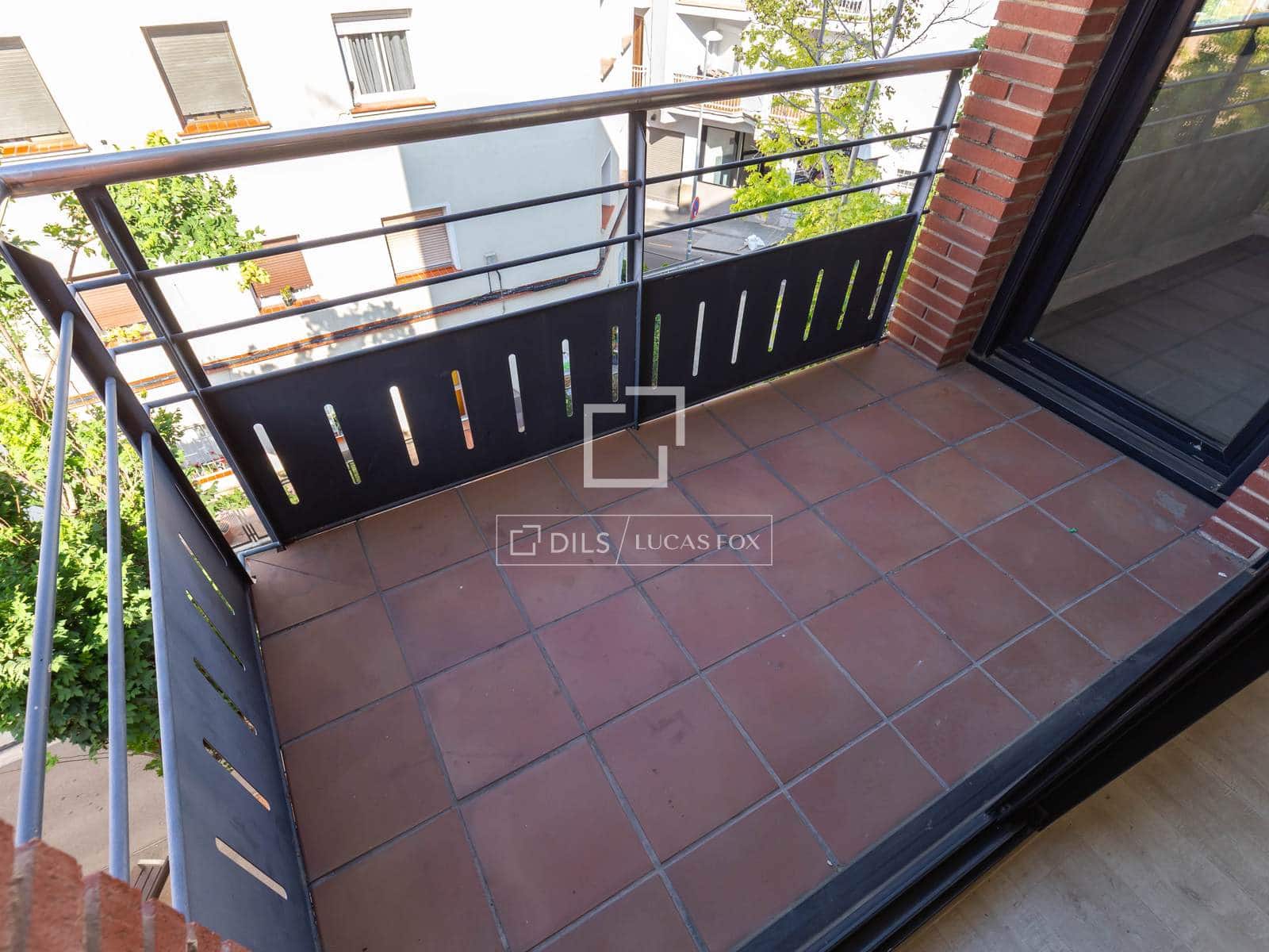 3 bedroom Apartment for sale in Sant Just Desvern with garage - € 540,000 (Ref: 10041971)