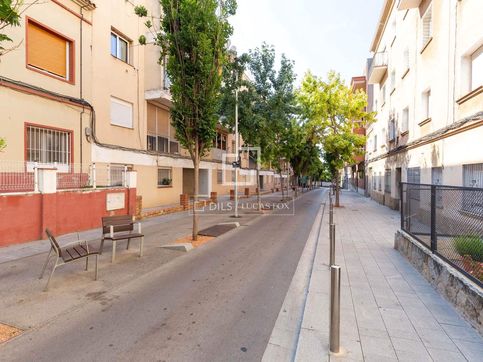 3 bedroom Apartment for sale in Sant Just Desvern with garage - € 540,000 (Ref: 10041971)