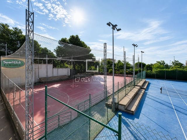 5 soveværelse Villa til salg i Esplugues de Llobregat med swimmingpool garage - € 1.550.000 (Ref: 10041972)