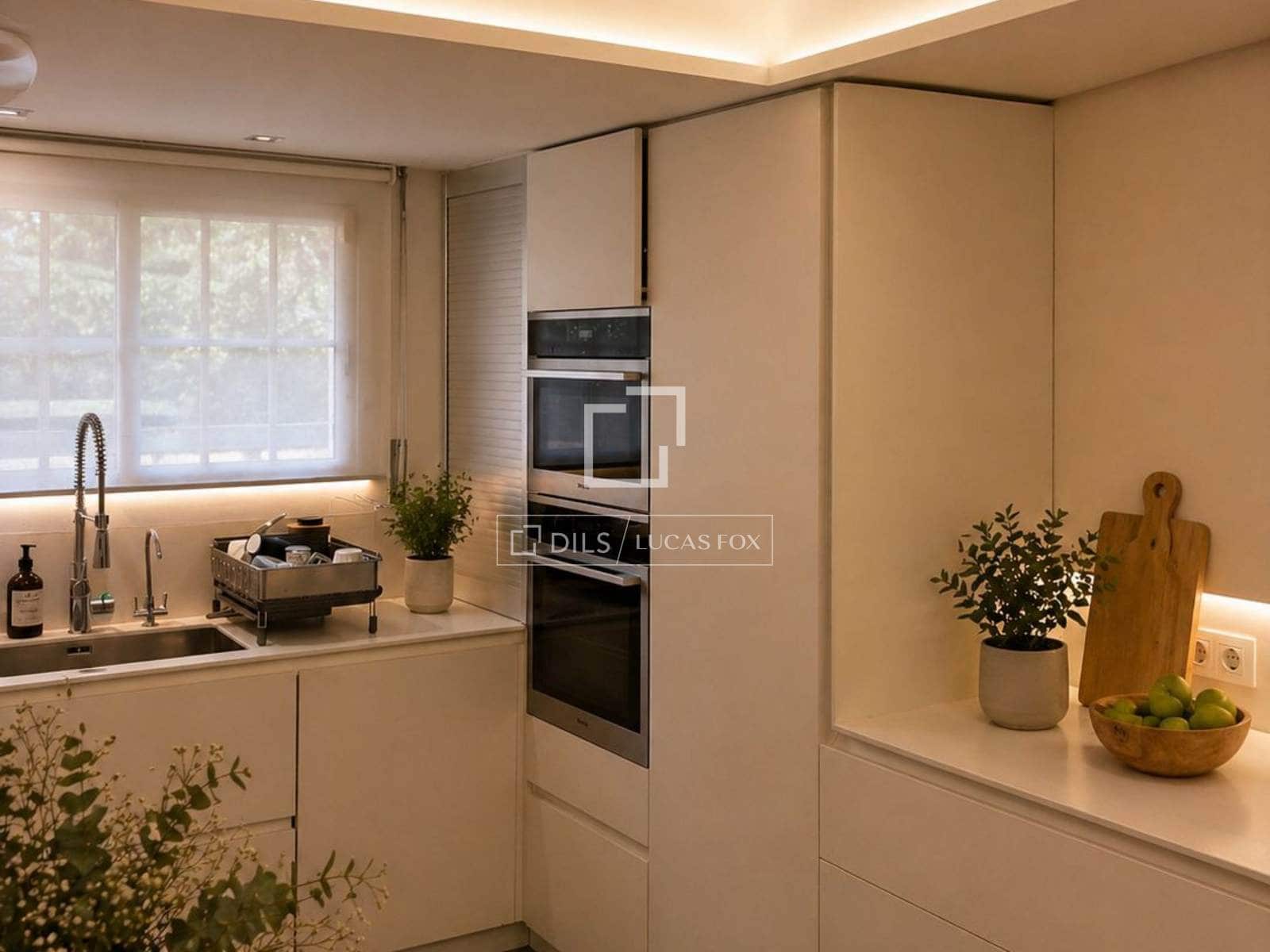 5 bedroom Villa for sale in Esplugues de Llobregat with pool garage - € 1,550,000 (Ref: 10041972)