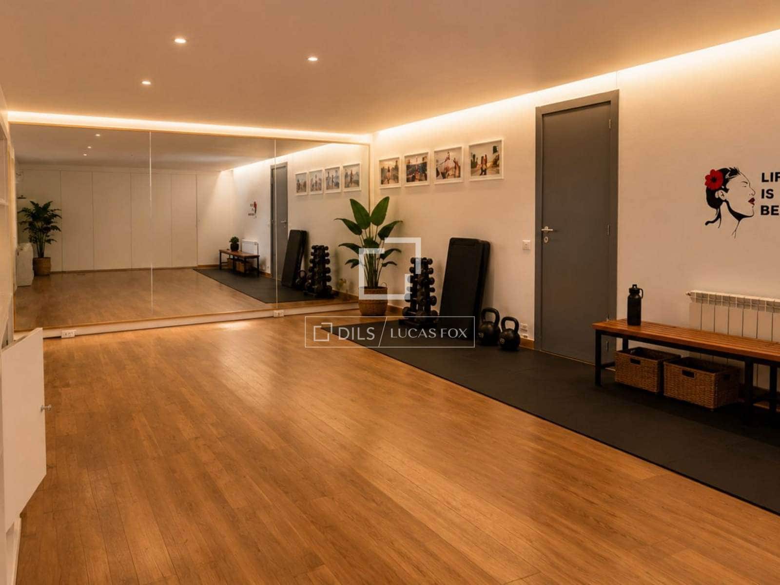 5 bedroom Villa for sale in Esplugues de Llobregat with pool garage - € 1,550,000 (Ref: 10041972)
