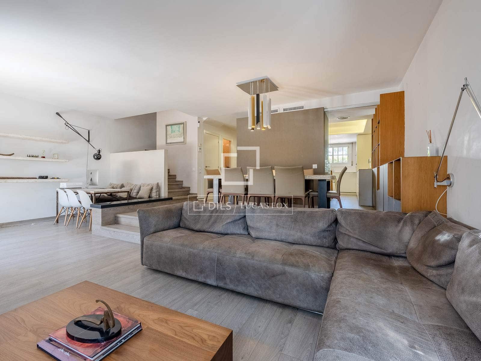 5 bedroom Villa for sale in Esplugues de Llobregat with pool garage - € 1,550,000 (Ref: 10041972)