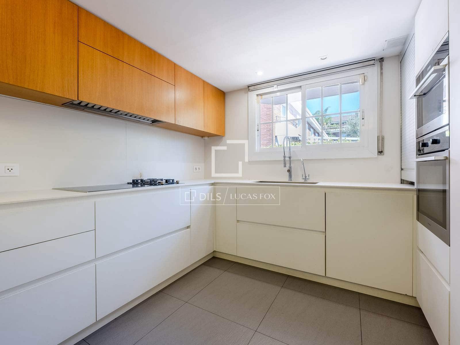 5 bedroom Villa for sale in Esplugues de Llobregat with pool garage - € 1,550,000 (Ref: 10041972)