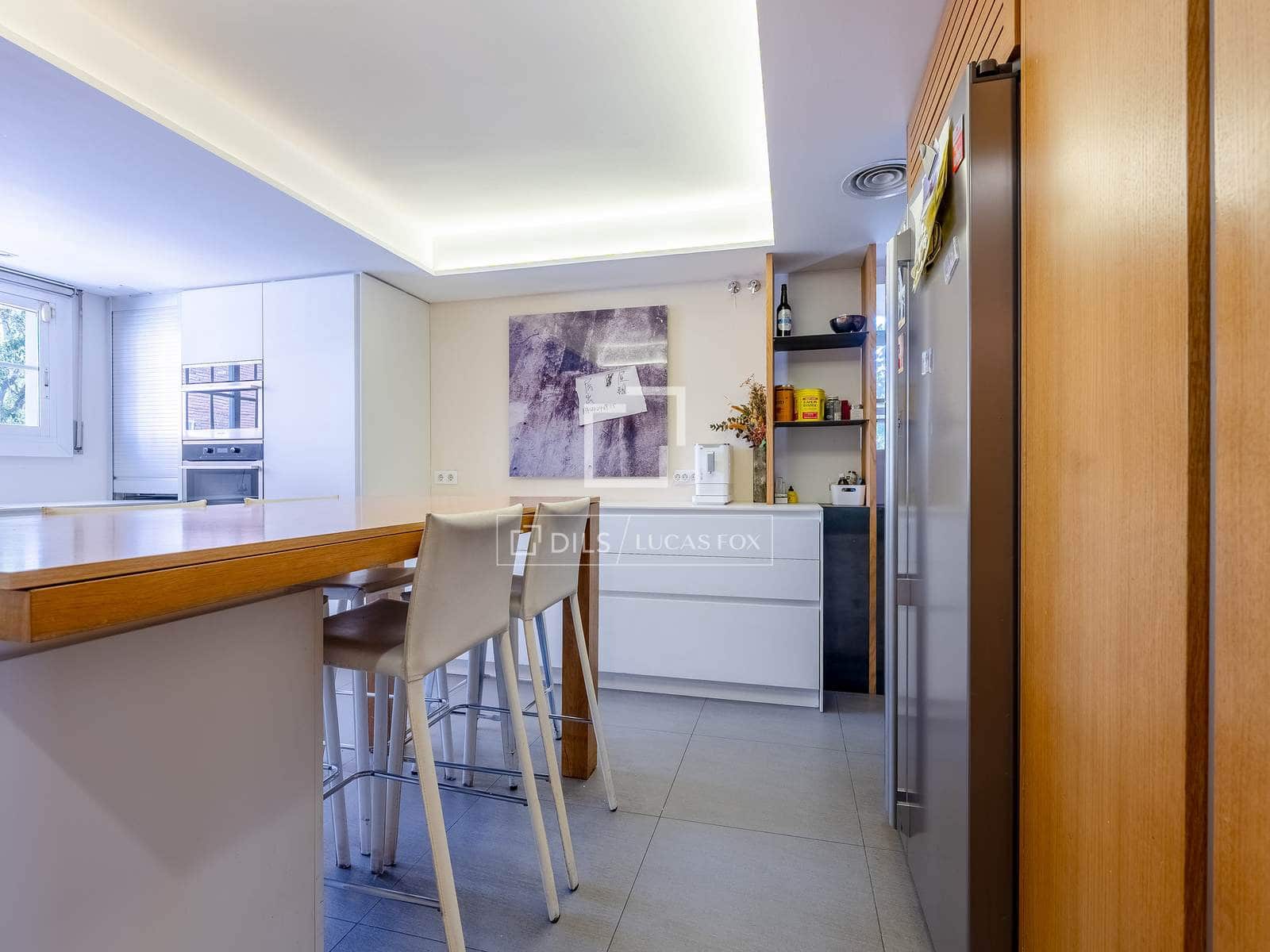 5 bedroom Villa for sale in Esplugues de Llobregat with pool garage - € 1,550,000 (Ref: 10041972)