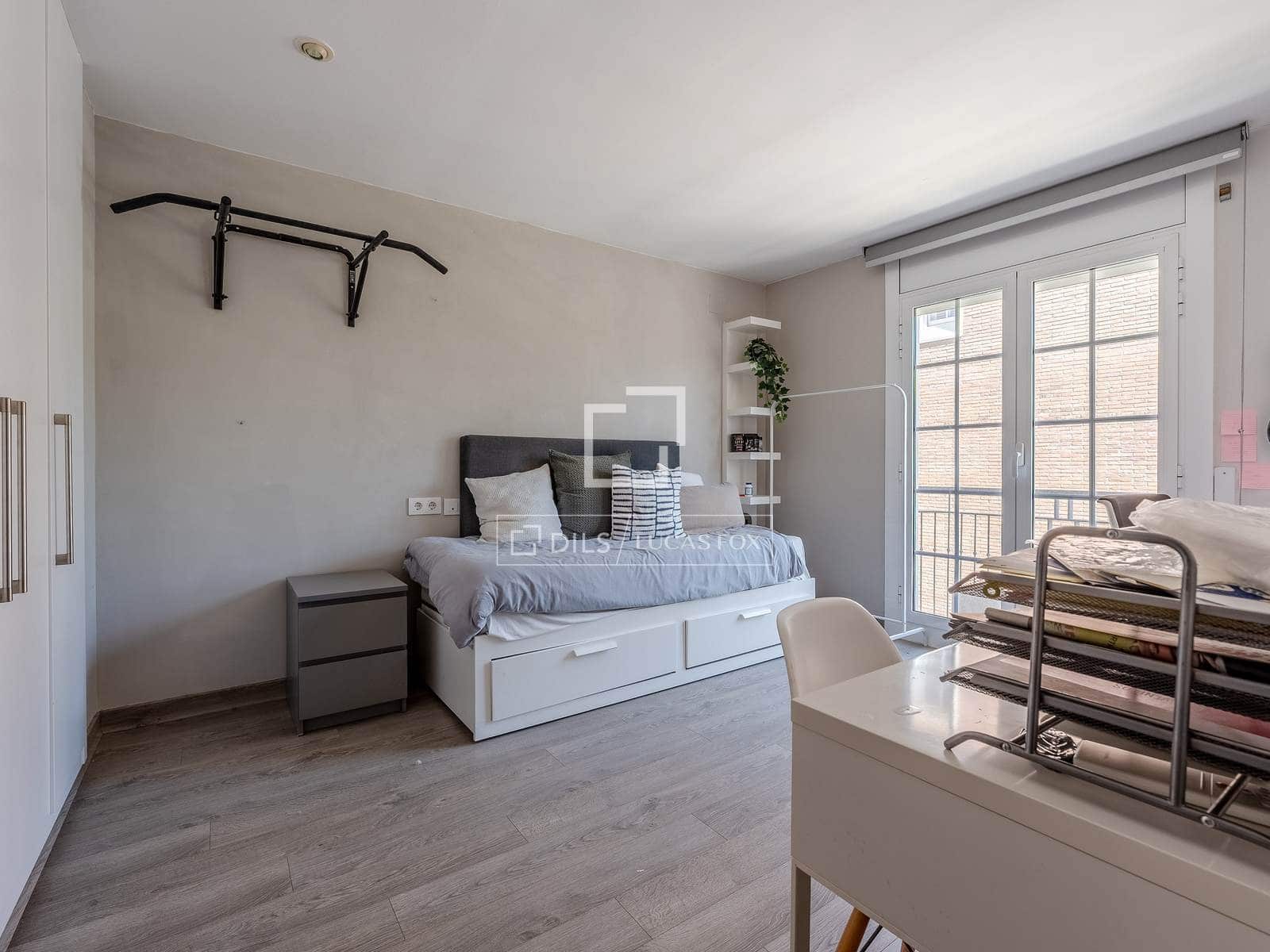 5 bedroom Villa for sale in Esplugues de Llobregat with pool garage - € 1,550,000 (Ref: 10041972)