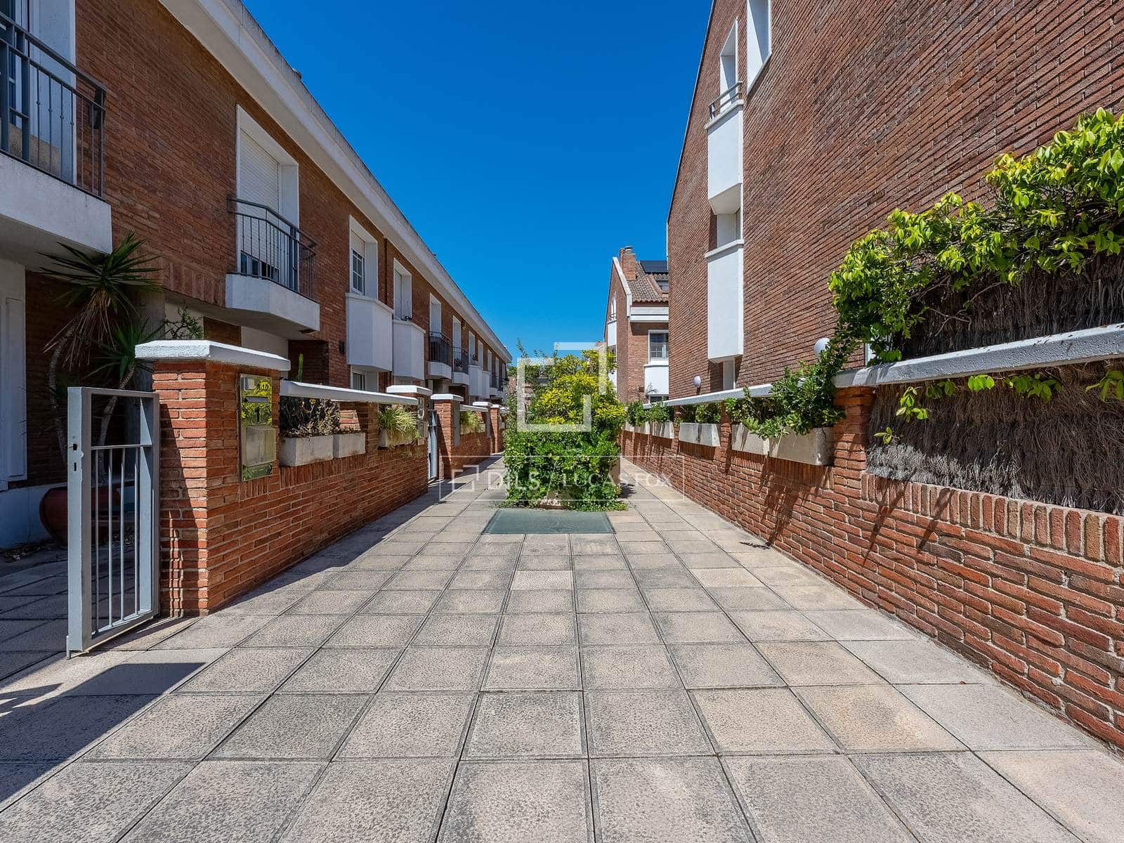 5 bedroom Villa for sale in Esplugues de Llobregat with pool garage - € 1,550,000 (Ref: 10041972)