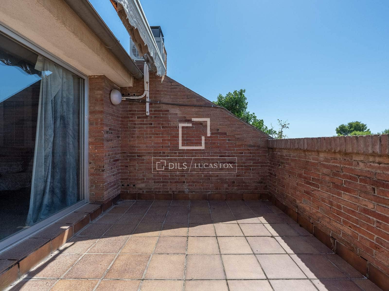 5 bedroom Villa for sale in Esplugues de Llobregat with pool garage - € 1,550,000 (Ref: 10041972)