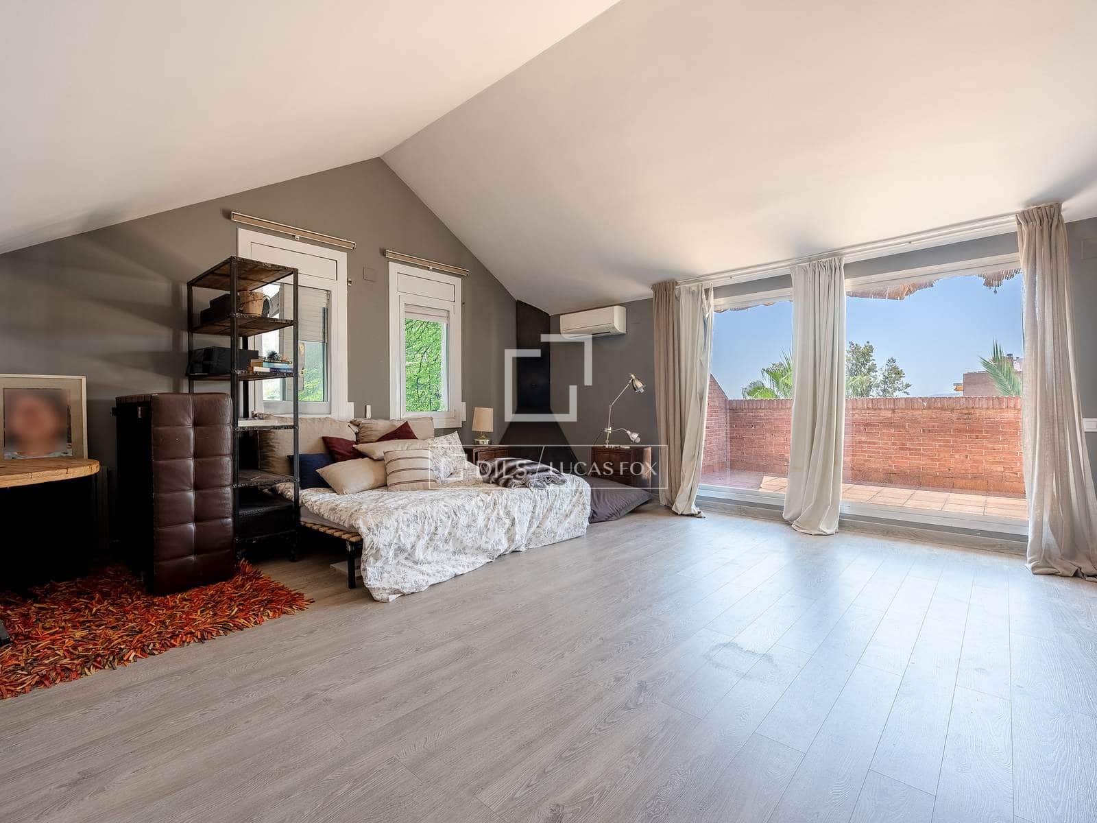 5 bedroom Villa for sale in Esplugues de Llobregat with pool garage - € 1,550,000 (Ref: 10041972)