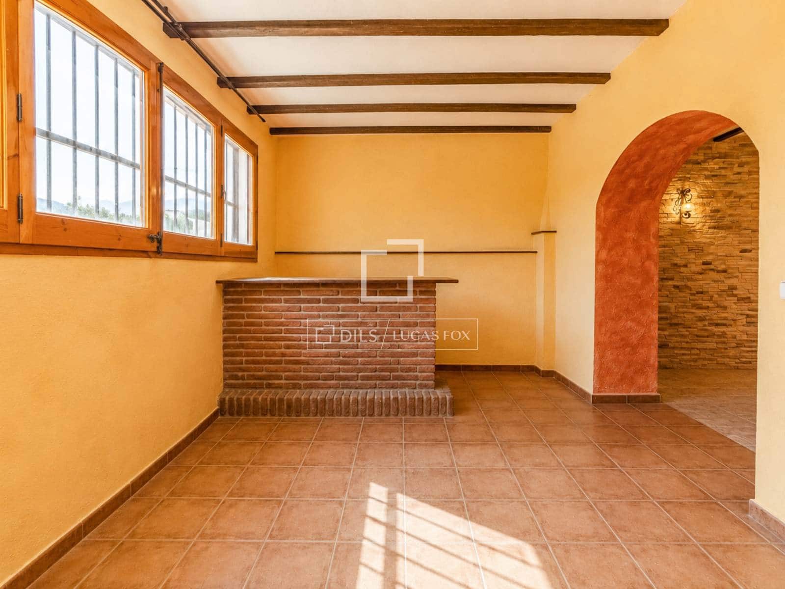 4 sovrum Finca/Hus på landet till salu i La Bisbal del Penedes - 790 000 € (Ref: 10042204)