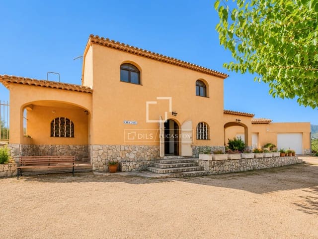 4 sovrum Finca/Hus på landet till salu i La Bisbal del Penedès - 790 000 € (Ref: 10042204)