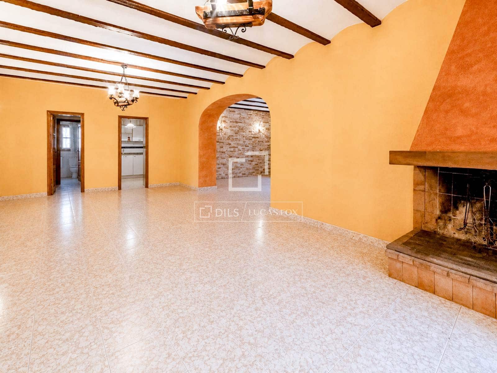 4 sovrum Finca/Hus på landet till salu i La Bisbal del Penedes - 790 000 € (Ref: 10042204)