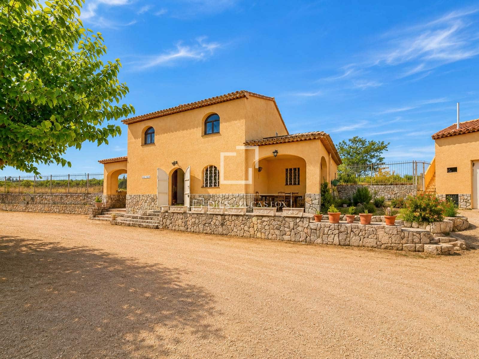 4 sovrum Finca/Hus på landet till salu i La Bisbal del Penedes - 790 000 € (Ref: 10042204)