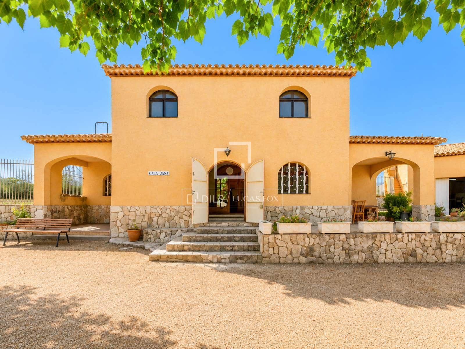4 sovrum Finca/Hus på landet till salu i La Bisbal del Penedes - 790 000 € (Ref: 10042204)