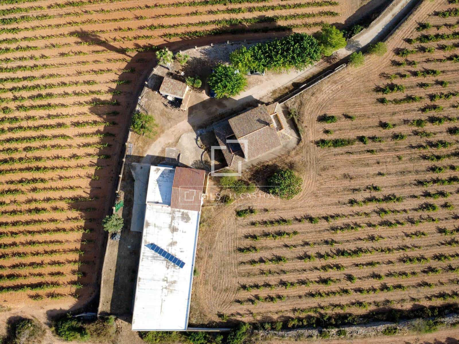 4 sovrum Finca/Hus på landet till salu i La Bisbal del Penedes - 790 000 € (Ref: 10042204)