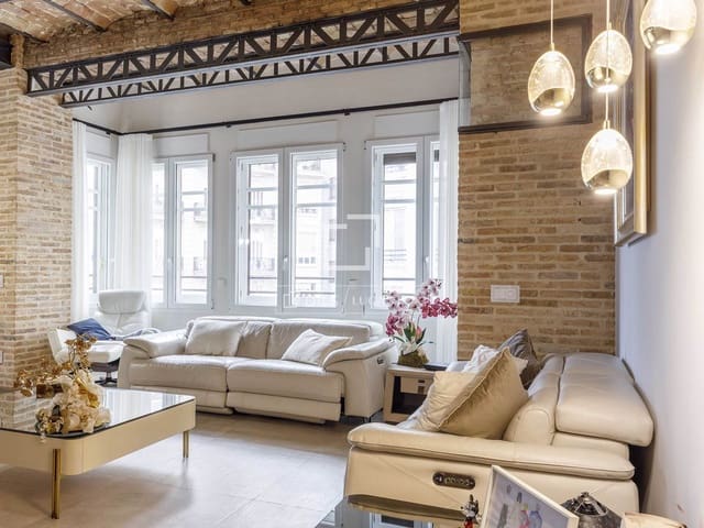 4 slaapkamer Appartement te huur in Valencia stad - € 5.000 (Ref: 10042205)