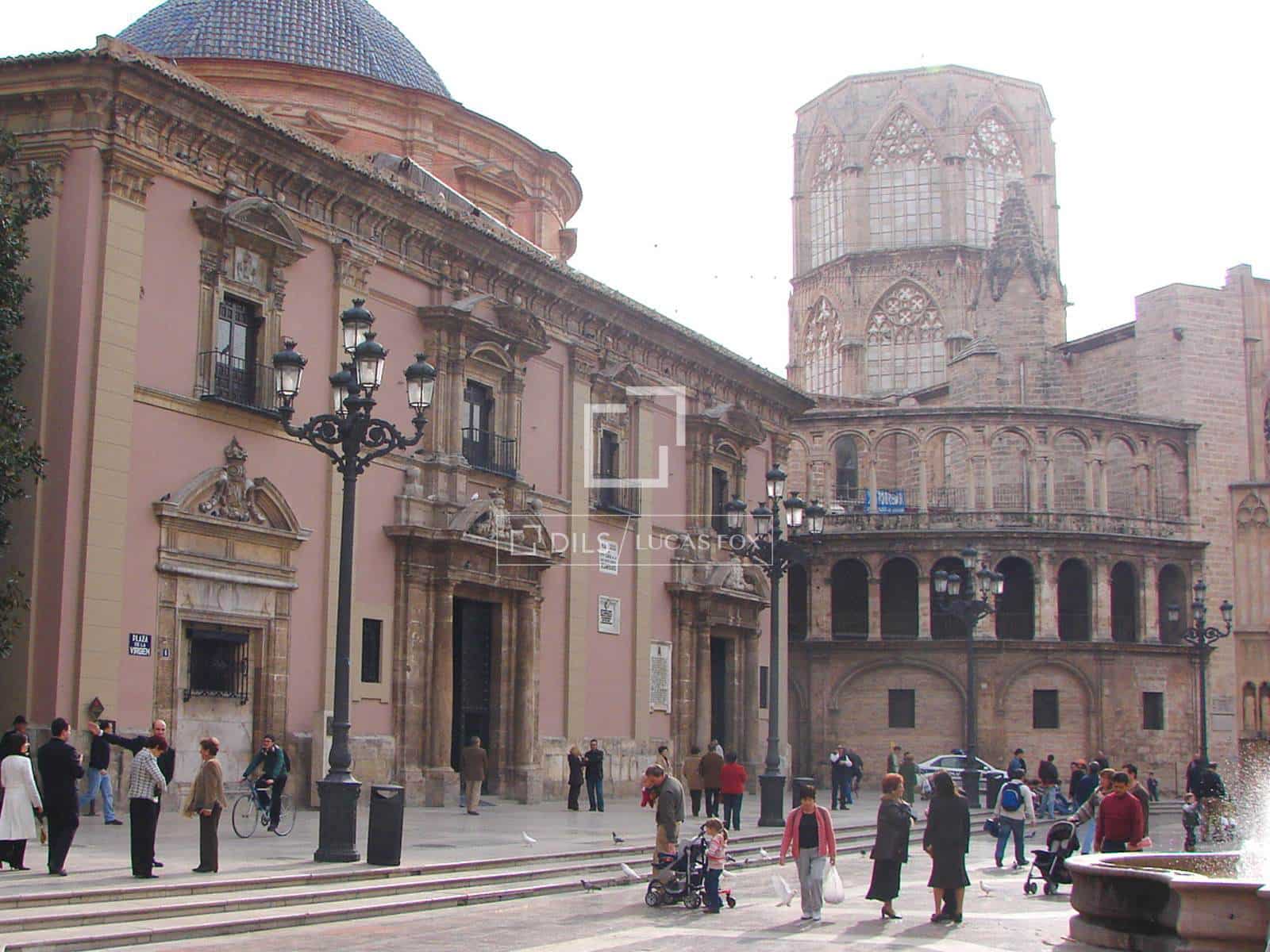 4 slaapkamer Appartement te huur in Valencia stad - € 5.000 (Ref: 10042205)