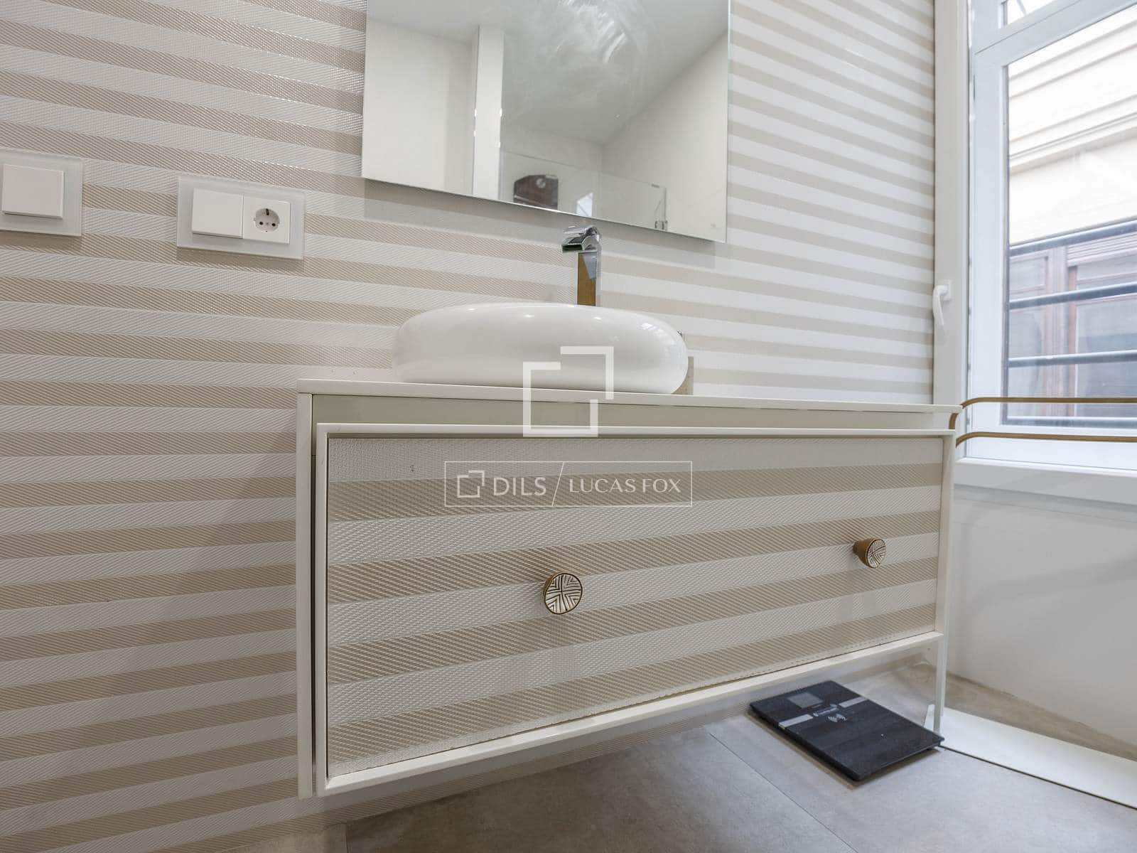 4 slaapkamer Appartement te huur in Valencia stad - € 5.000 (Ref: 10042205)