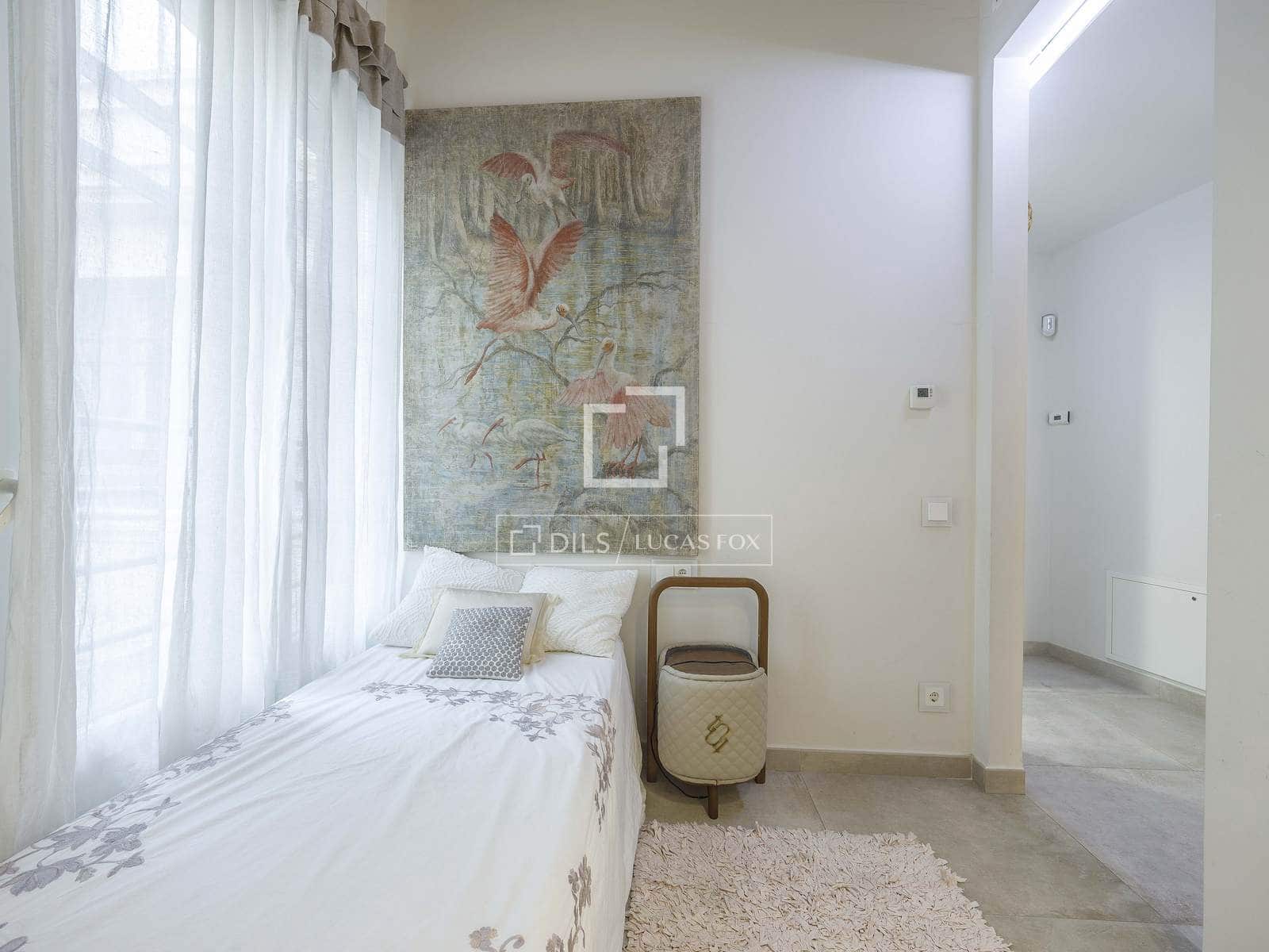 4 slaapkamer Appartement te huur in Valencia stad - € 5.000 (Ref: 10042205)