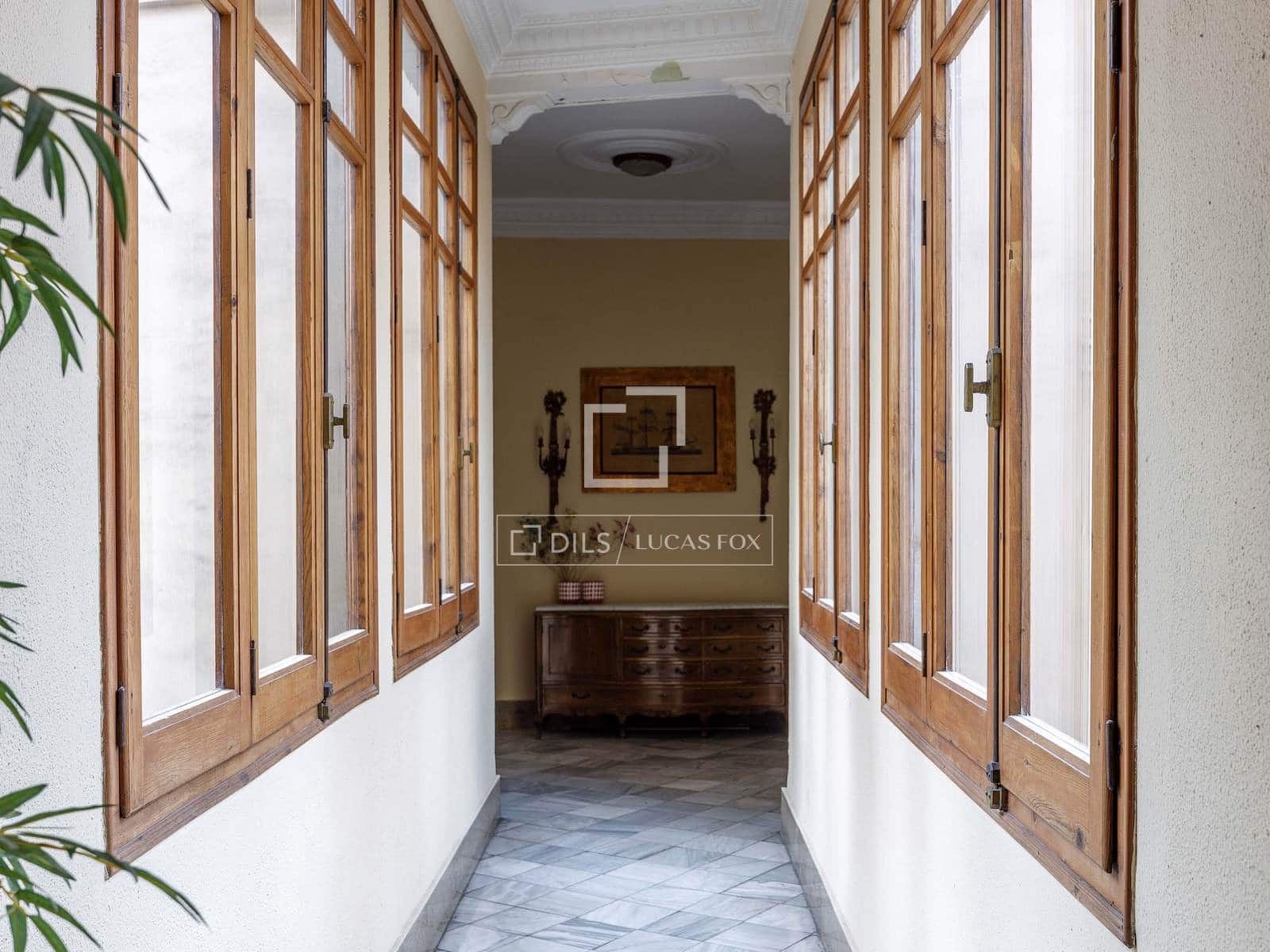 4 slaapkamer Appartement te huur in Valencia stad - € 5.000 (Ref: 10042205)