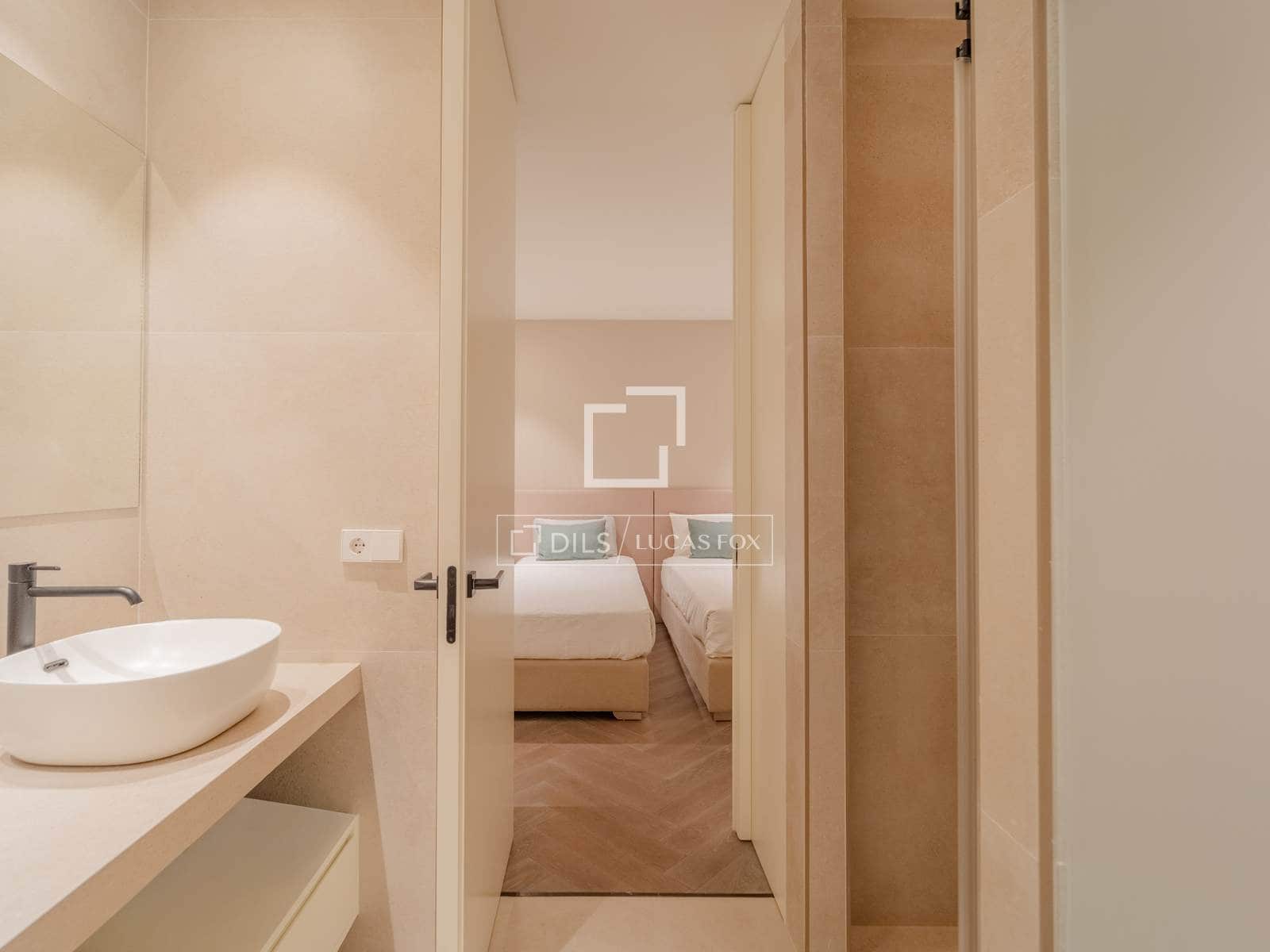3 soveværelse Lejlighed til leje i Valencia by - € 5.500 (Ref: 10043316)