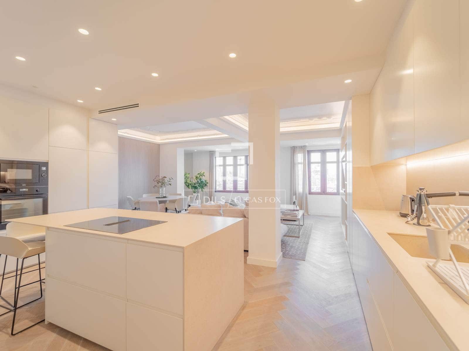 3 soveværelse Lejlighed til leje i Valencia by - € 5.500 (Ref: 10043316)