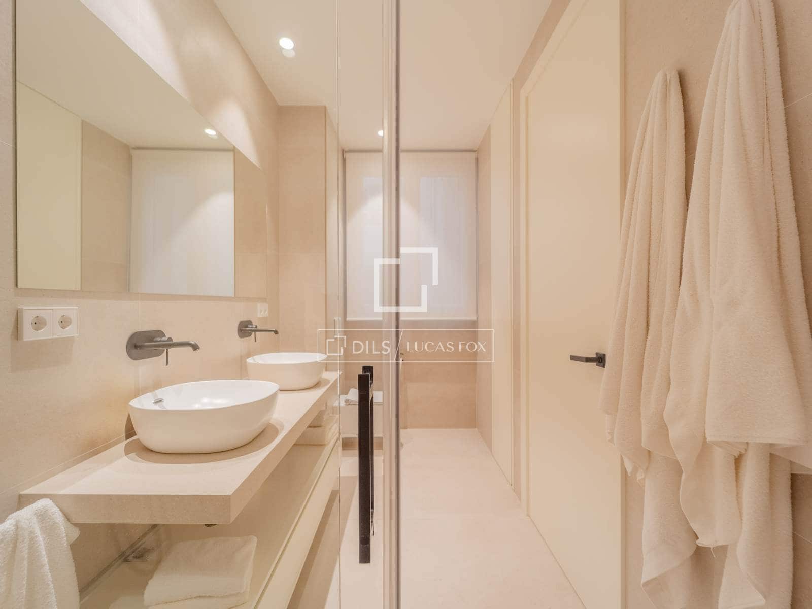 3 soveværelse Lejlighed til leje i Valencia by - € 5.500 (Ref: 10043316)